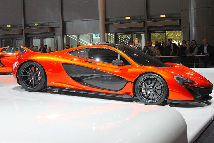 Fonds d'cran Voitures McLaren le salon mondial de l'automobile 2012