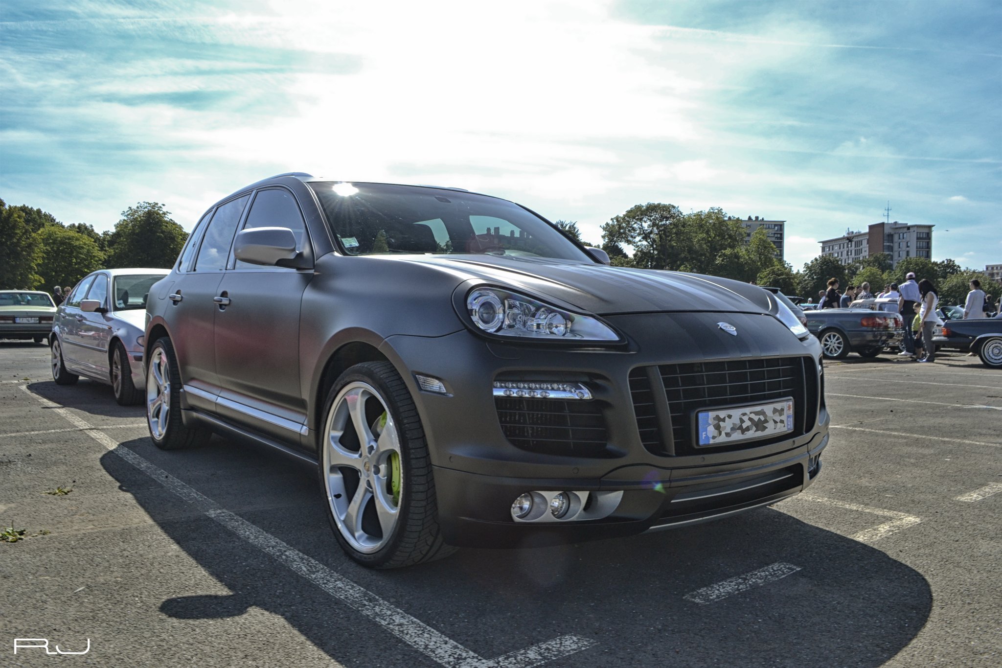 Wallpapers Cars Porsche Porsche cayenne magnum 