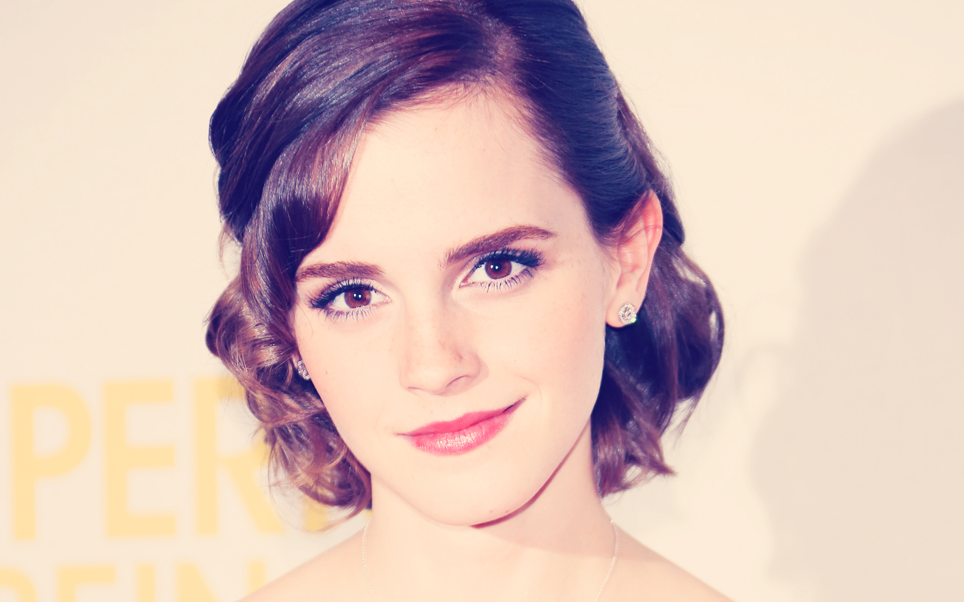 Fonds d'cran Clbrits Femme Emma Watson 