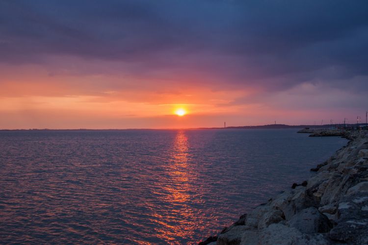 Fonds d'cran Nature Couchers et levers de Soleil baie de bonne anse