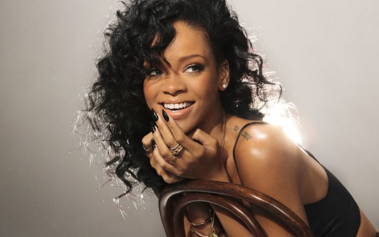 Fonds d'cran Musique Rihanna Wallpaper N318789