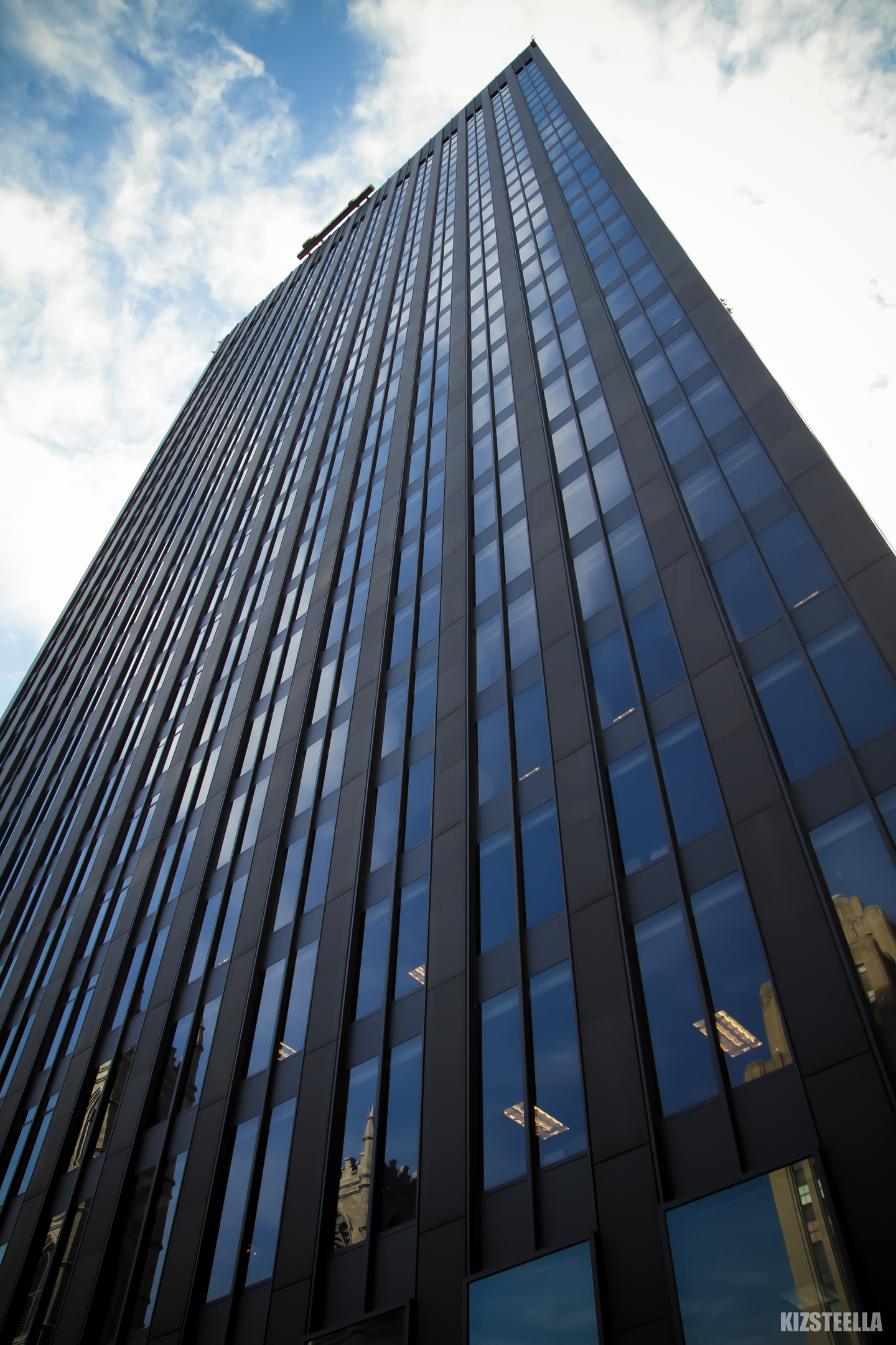 Fonds d'cran Constructions et architecture Grattes-ciel et Immeubles Tour 500 Place d'Armes