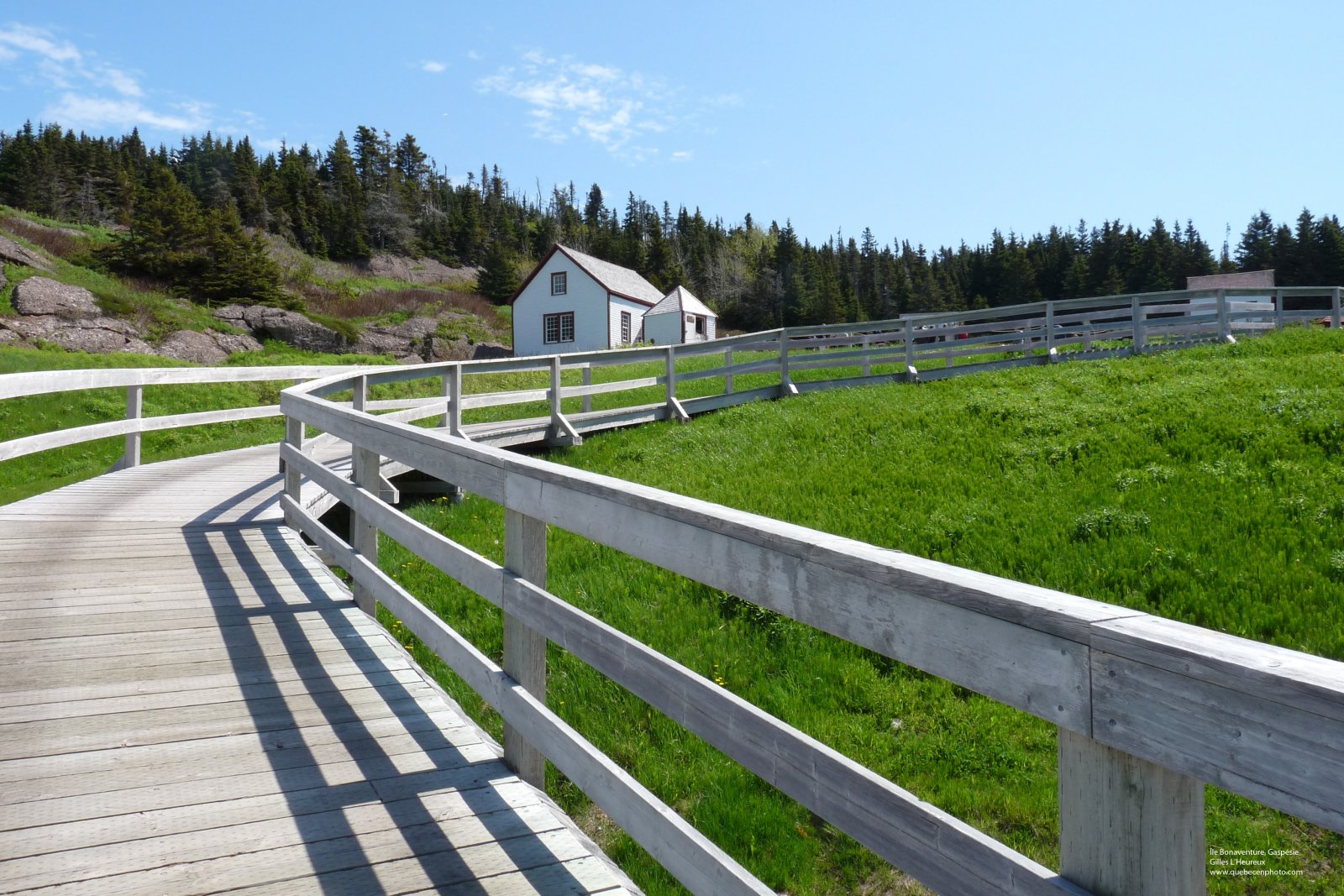 Wallpapers Trips : North America Canada > Quebec Paysage/le Bonaventure en Gaspsie