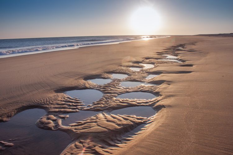 Fonds d'cran Nature Mers - Ocans - Plages arabesque sur la plage