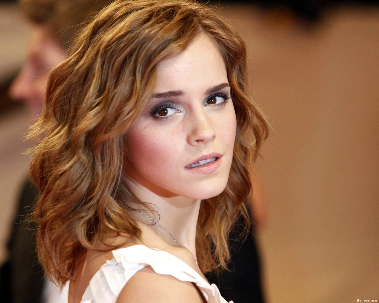 Fonds d'cran Clbrits Femme Emma Watson Emma Watson