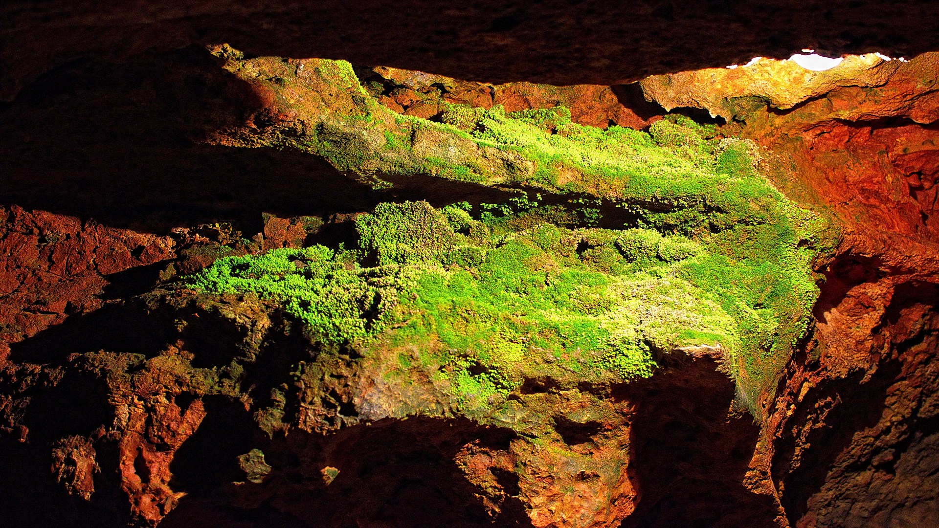 Fonds d'cran Nature Cavernes - Grottes 