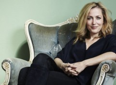  Celebrities Women Gillian Anderson