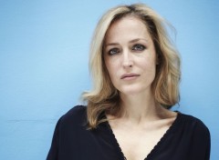  Celebrities Women Gillian Anderson