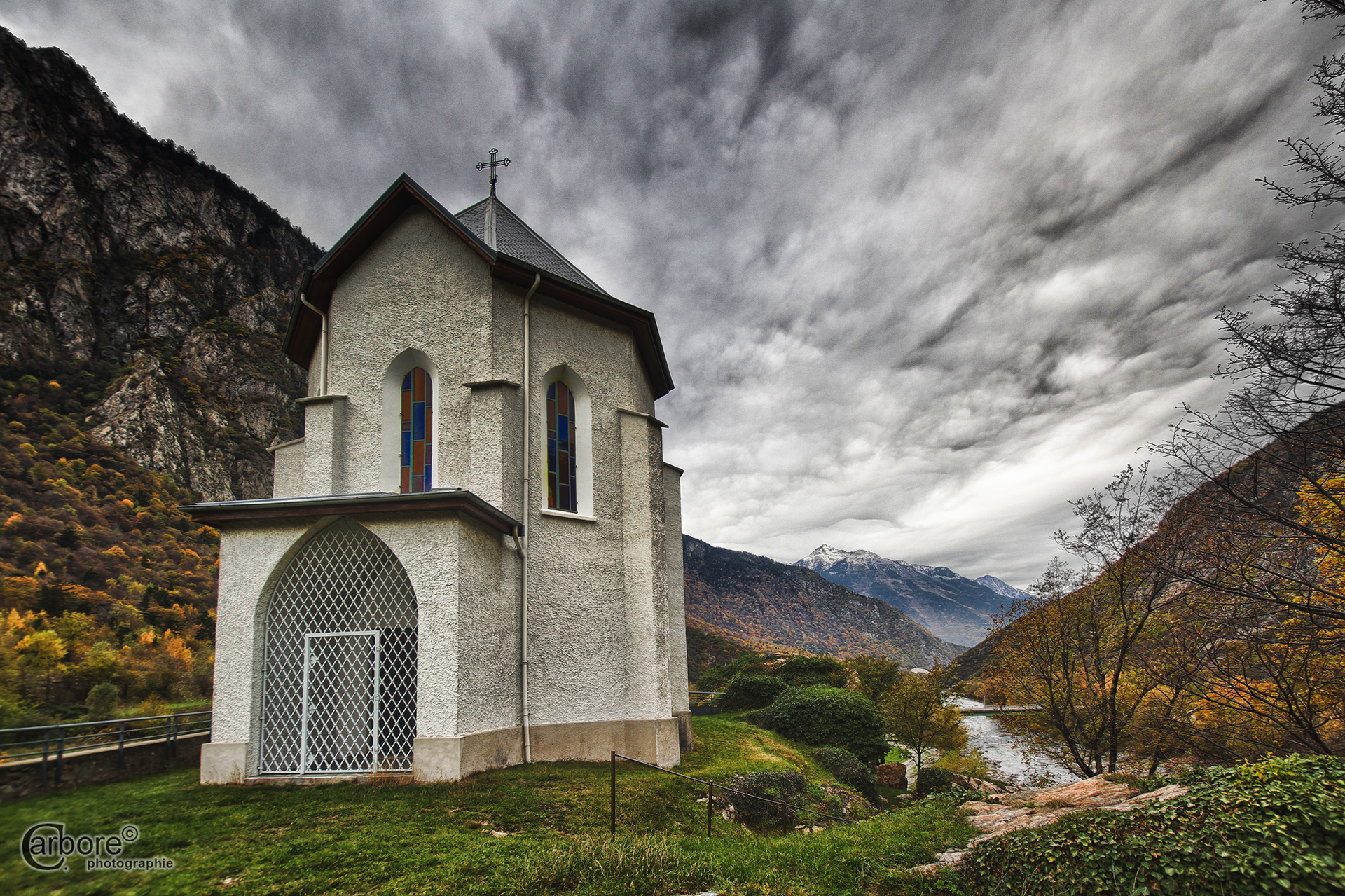 Fonds d'cran Constructions et architecture Edifices Religieux A hope on the hill