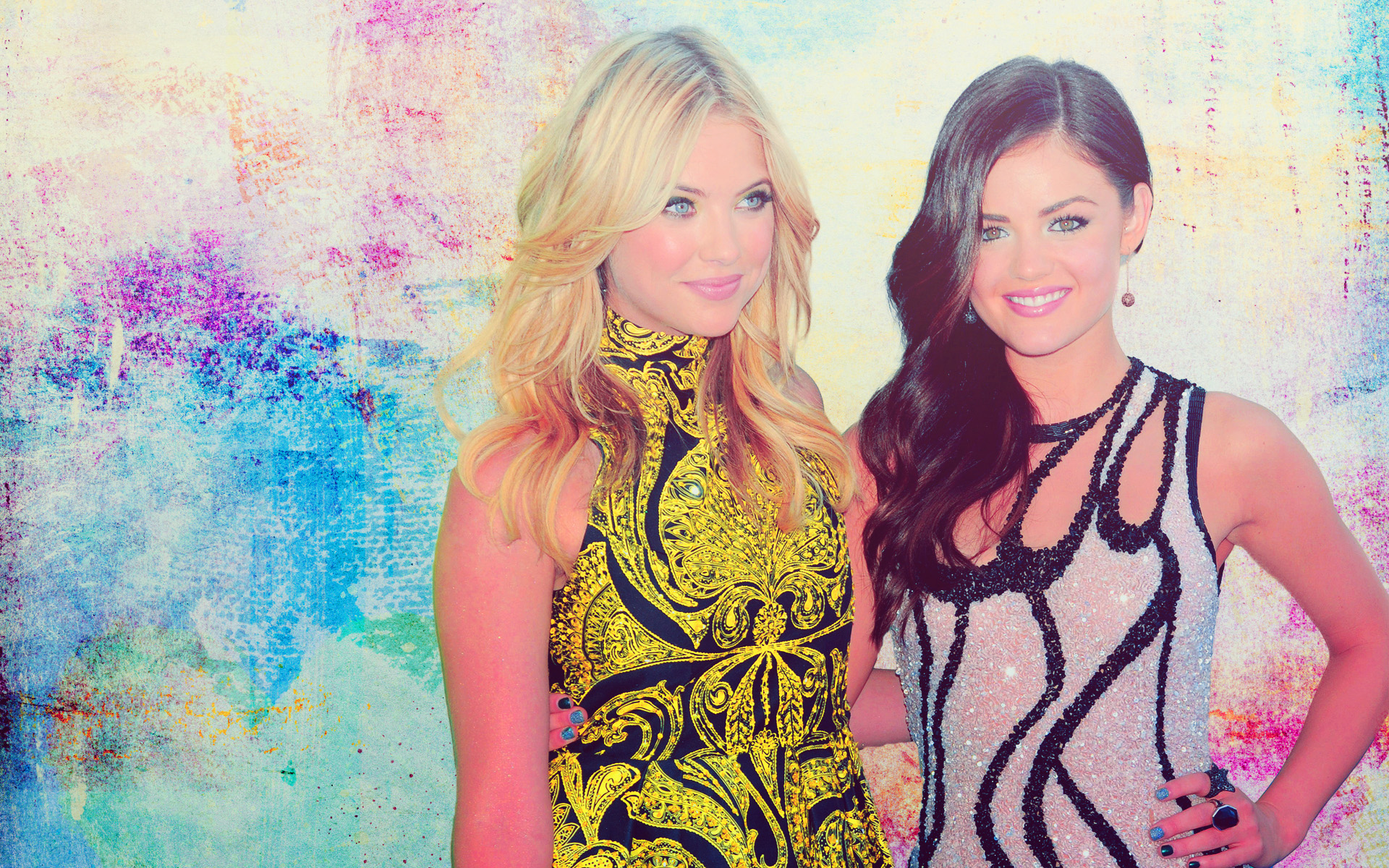 Fonds d'cran Sries TV Pretty Little Liars Ashley Benson & Lucy Hale