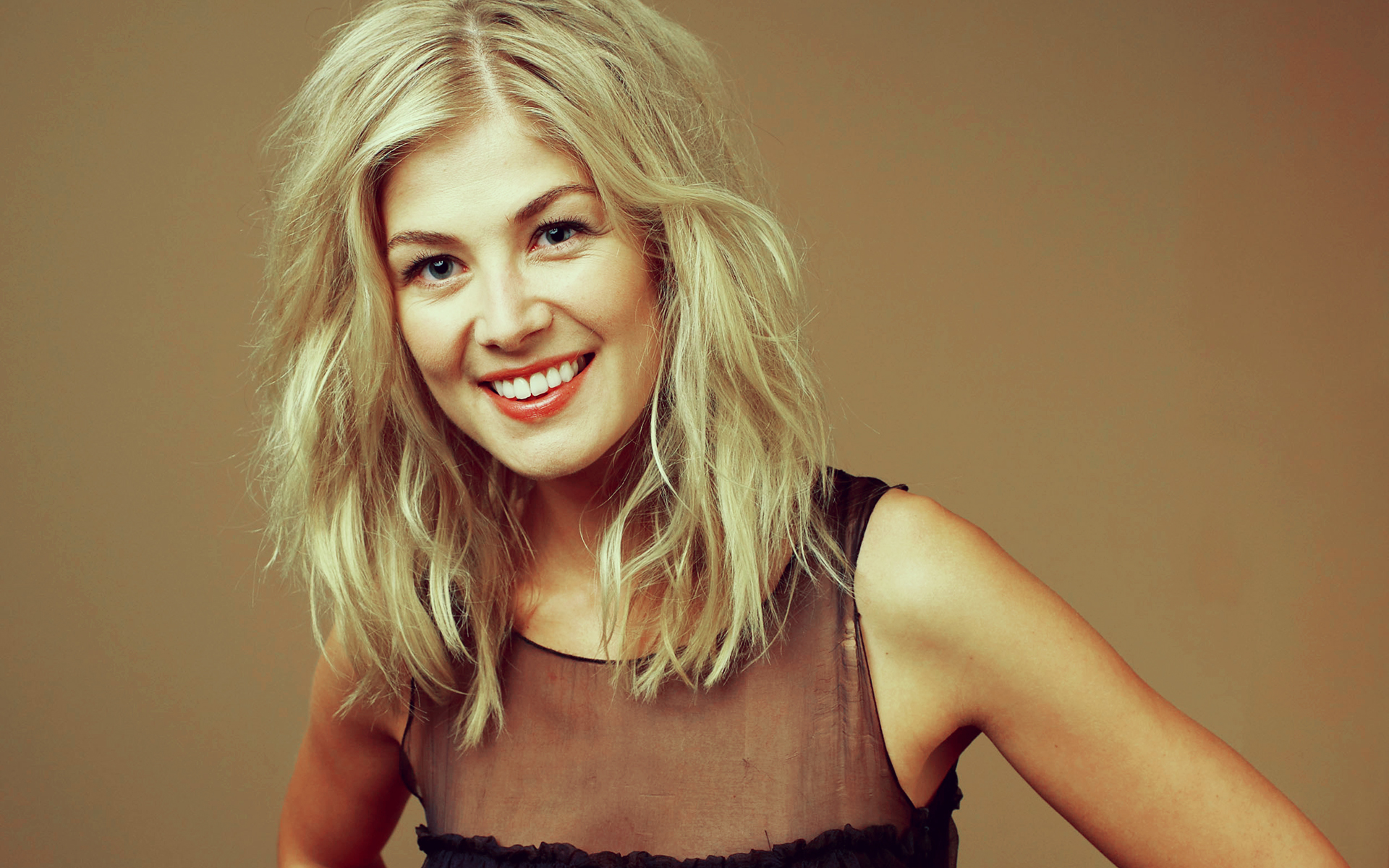 Wallpapers Celebrities Women Rosamund Pike Rosamund Pike