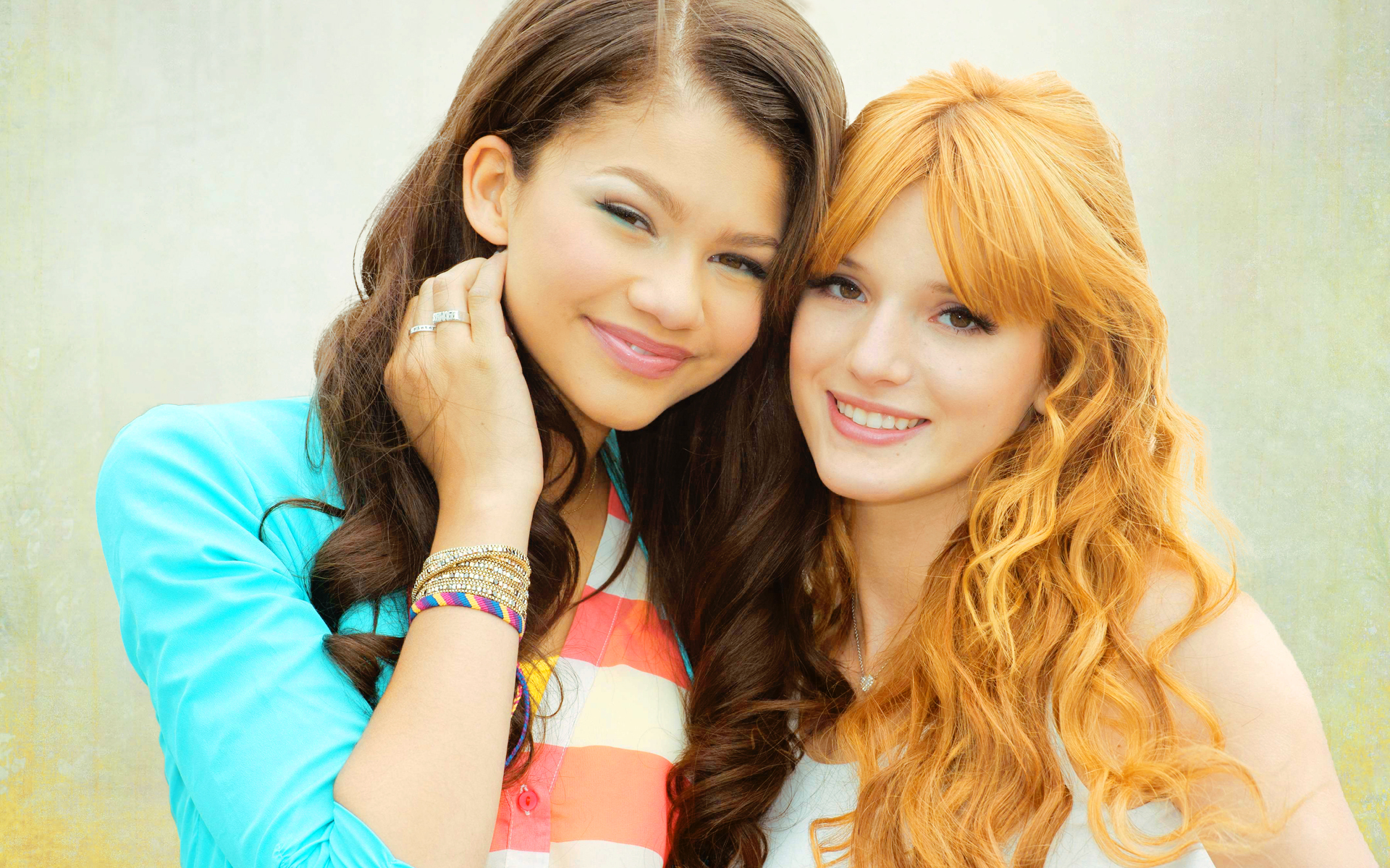 Wallpapers TV Soaps Shake It Up 