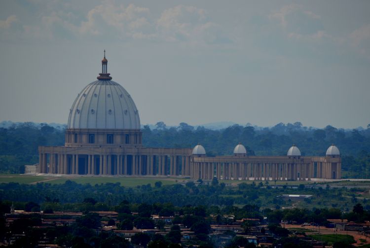 Wallpapers Trips : Africa Cte d'Ivoire BASILIQUE DE YAMOUSSOUKRO