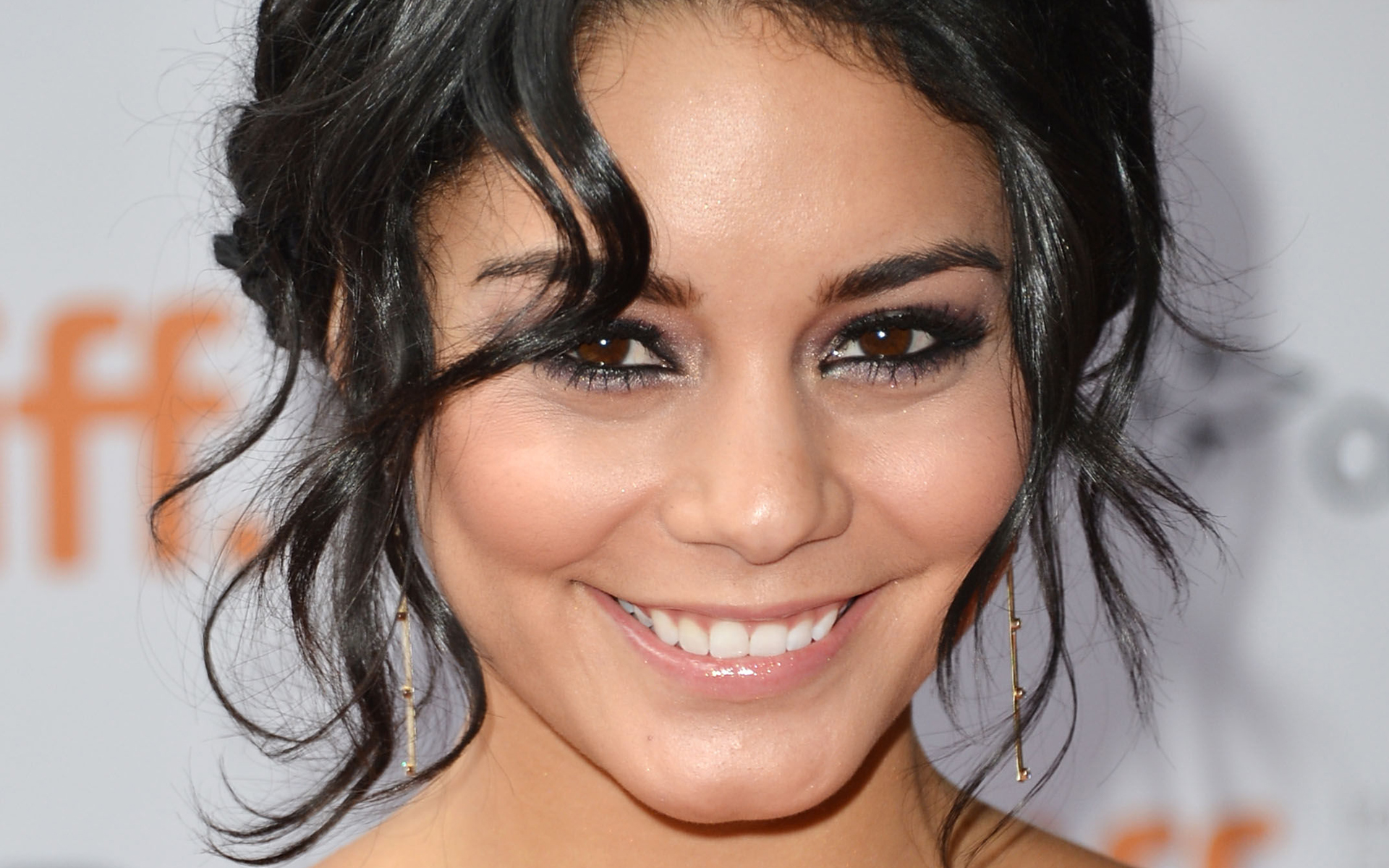 Wallpapers Celebrities Women Vanessa Hudgens 