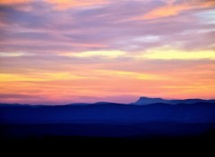  Nature Crépuscule sur les collines de Provence