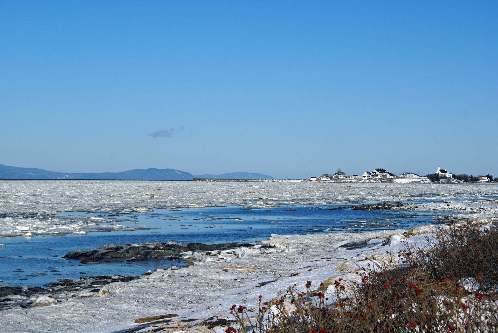 Wallpapers Nature Landscapes RIVIERE OUELLE DANS LES GLACES