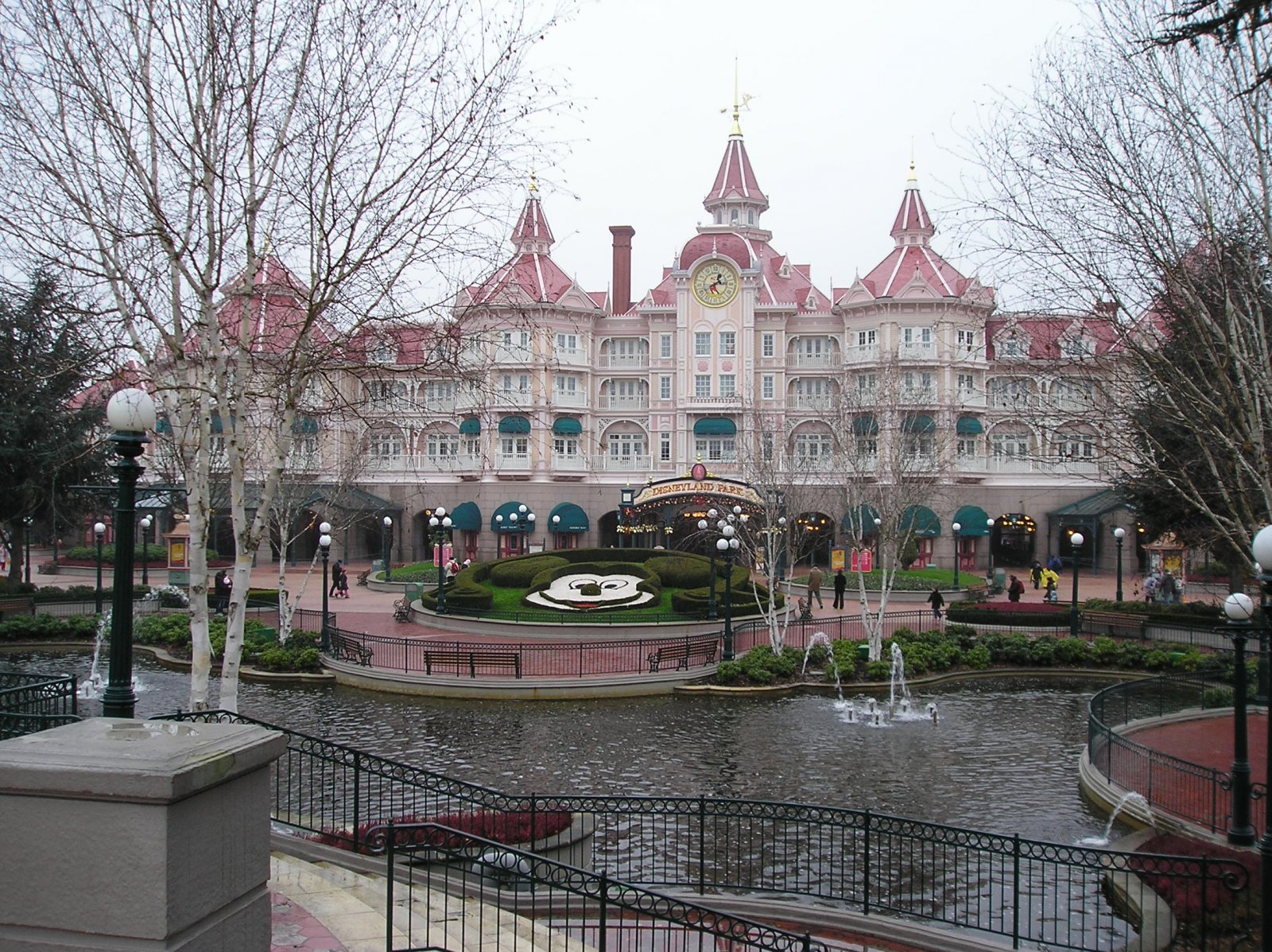 Fonds d'cran Constructions et architecture Parcs d'attractions > DisneyLand 