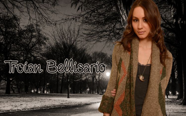 Wallpapers Celebrities Women Troian Bellisario Wallpaper N329123