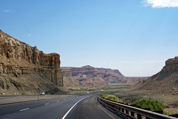 Fonds d'cran Nature Paysages AUTOROUTE DU DESERT