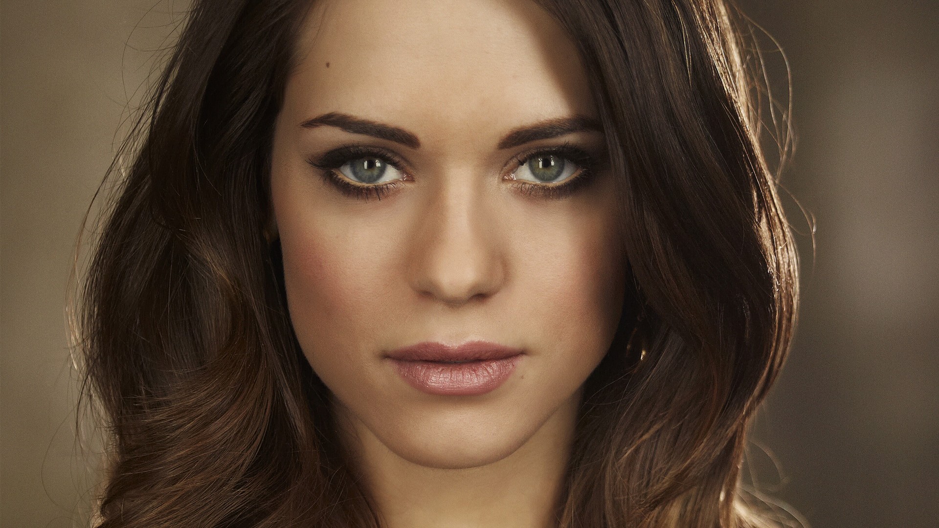 Fonds d'cran Clbrits Femme Lyndsy Fonseca 