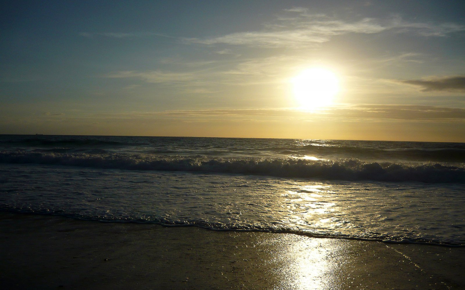 Fonds d'cran Nature Mers - Ocans - Plages plage au couchant