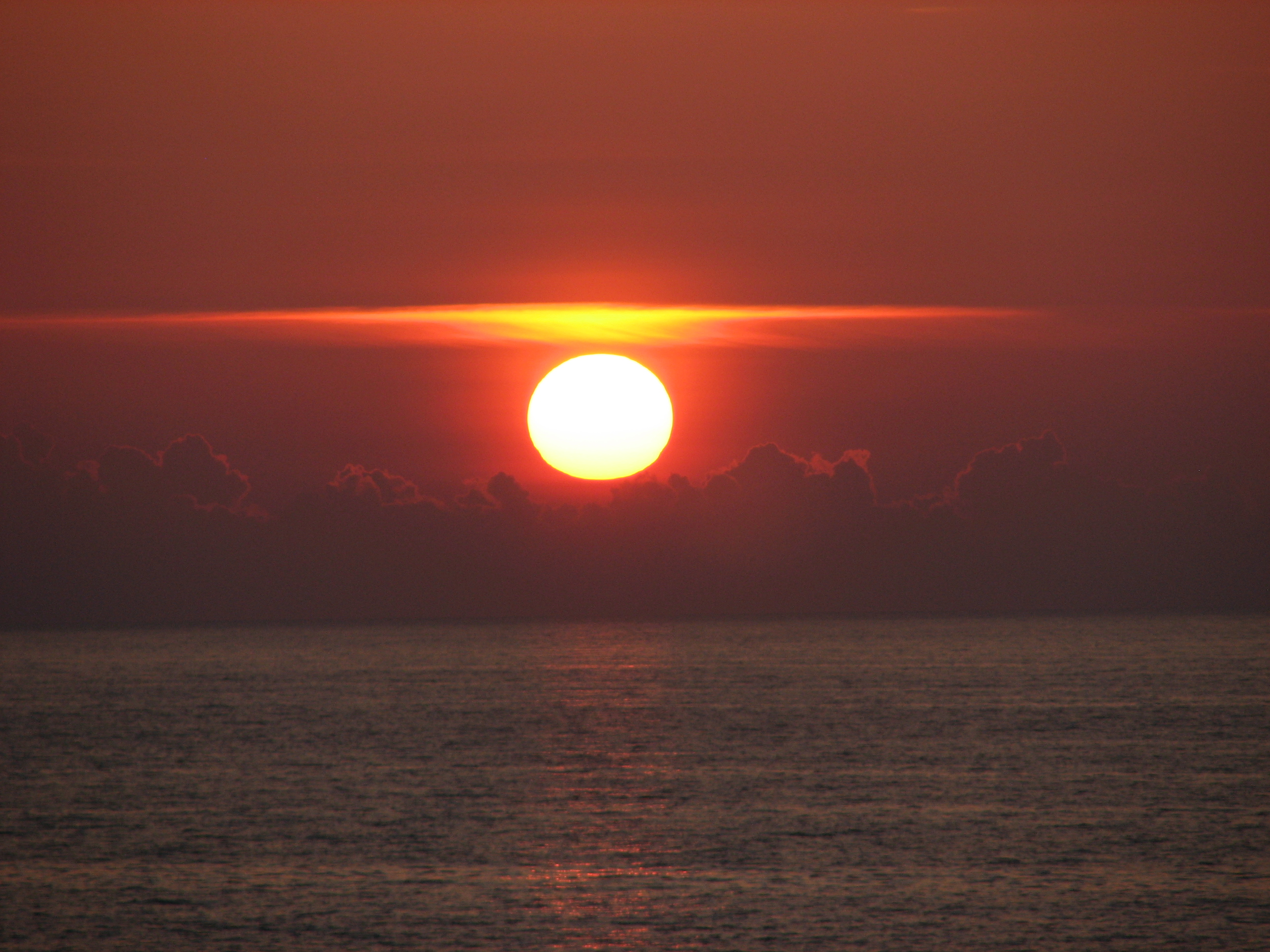 Fonds d'cran Nature Couchers et levers de Soleil 