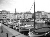  Boats pointus dans le port de saint tropez