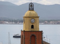  Voyages : Europe Clocher de l'église de St-Tropez