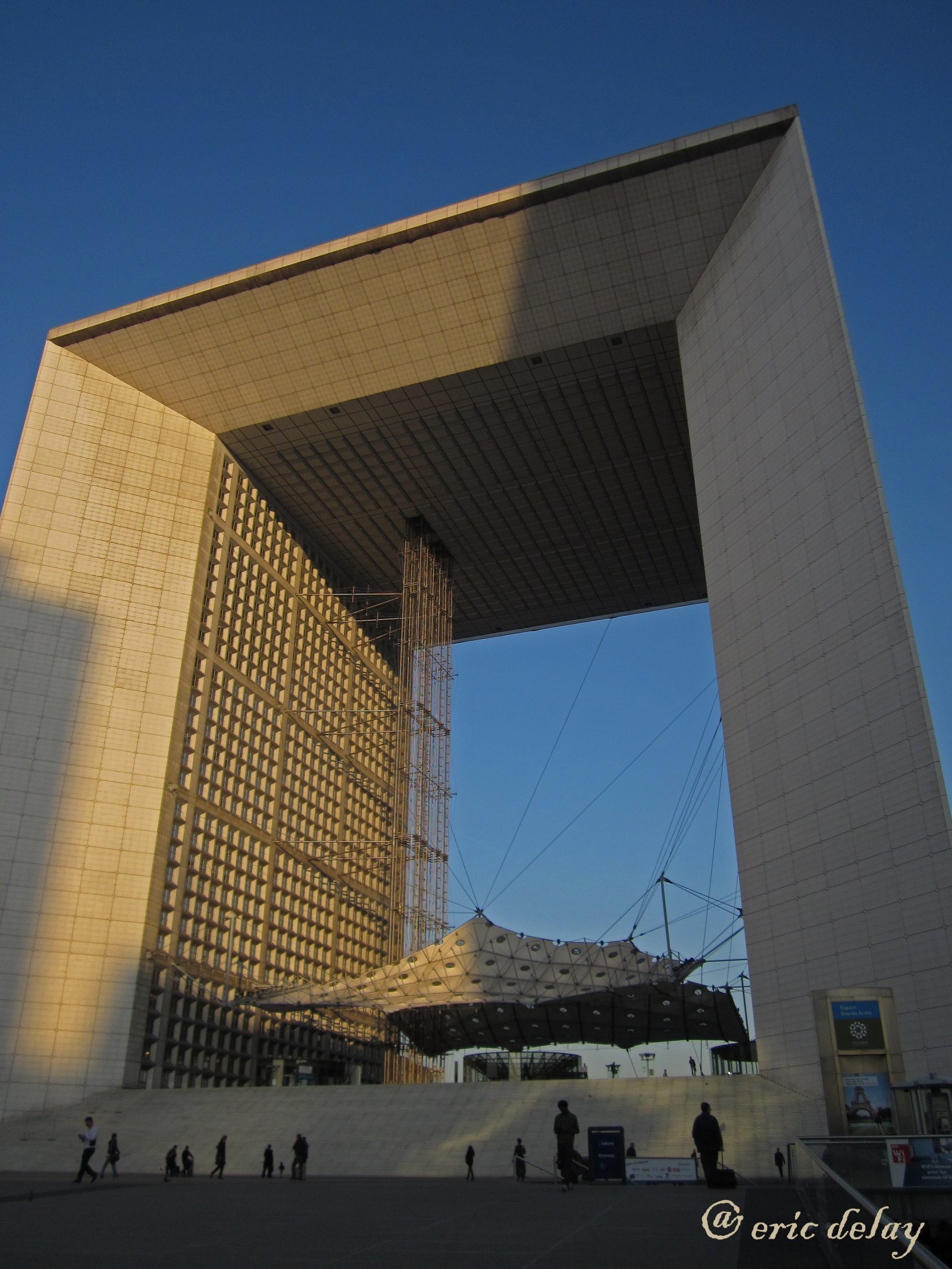 Fonds d'cran Constructions et architecture Grattes-ciel et Immeubles Paris