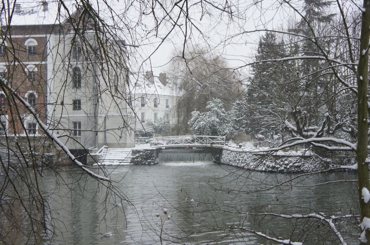 Fonds d'cran Nature Saisons - Hiver La beauté du paysage sous la neige. 