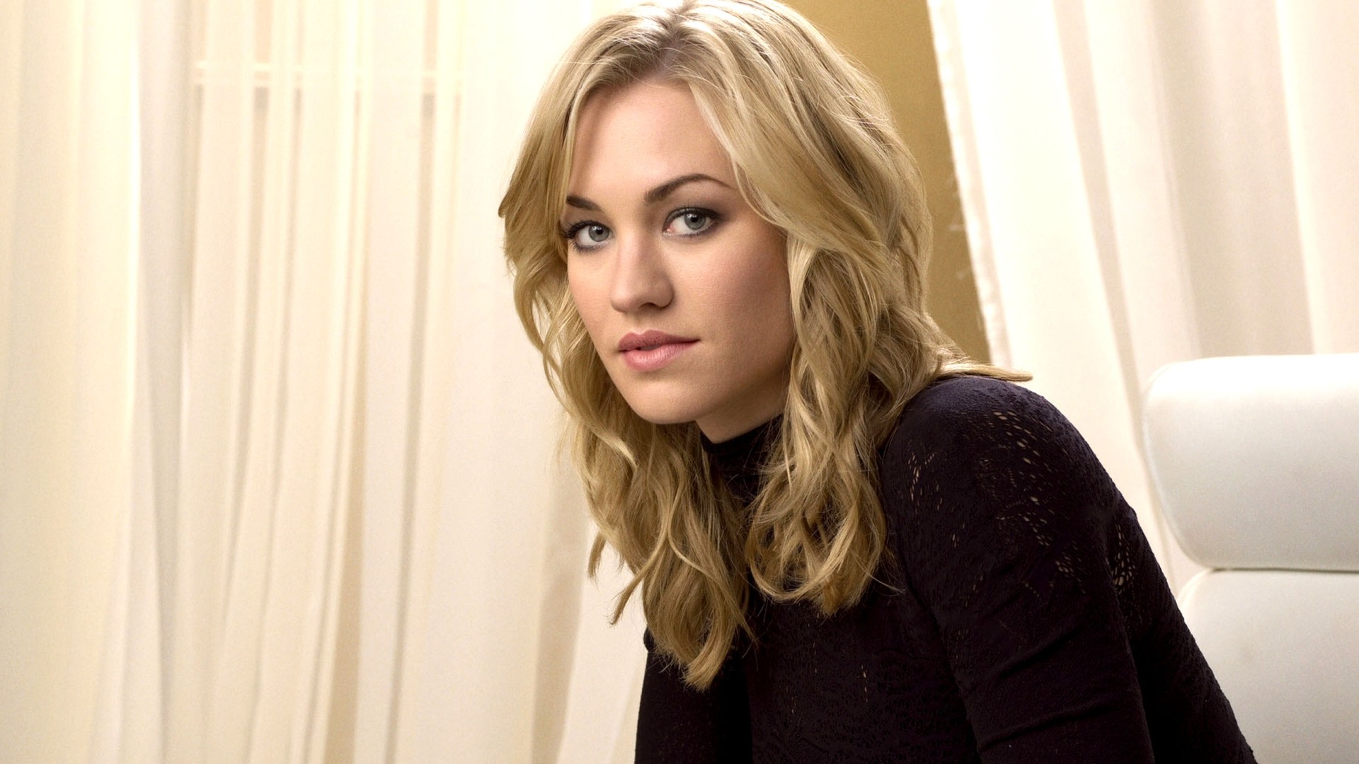 Wallpapers Celebrities Women Yvonne Strahovski 