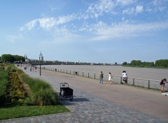  Voyages : Europe PROMENADE DE BORDEAUX