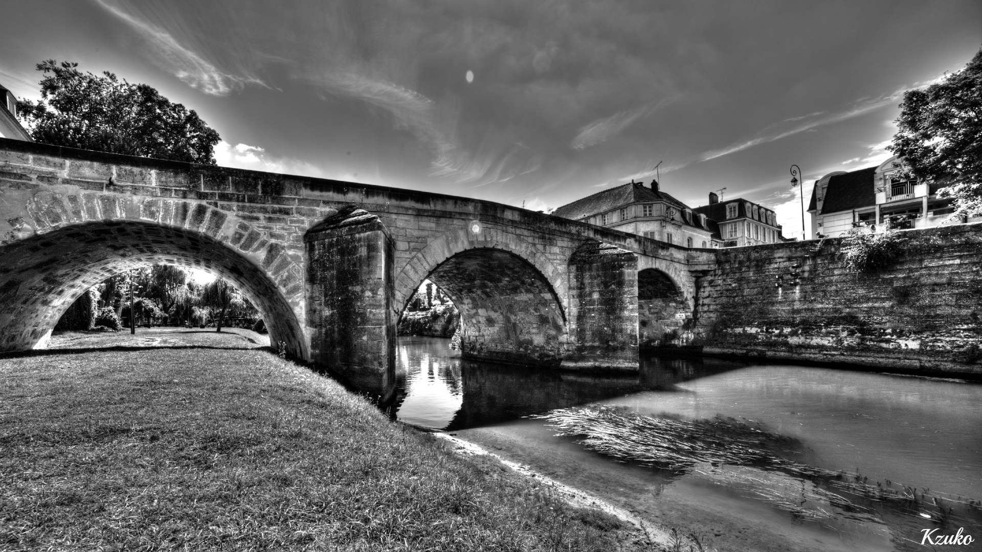 Fonds d'cran Nature Fleuves - Rivires - Torrents Pont de l'isle Adam