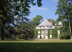  Constructions and architecture CHATEAU DE LAAS