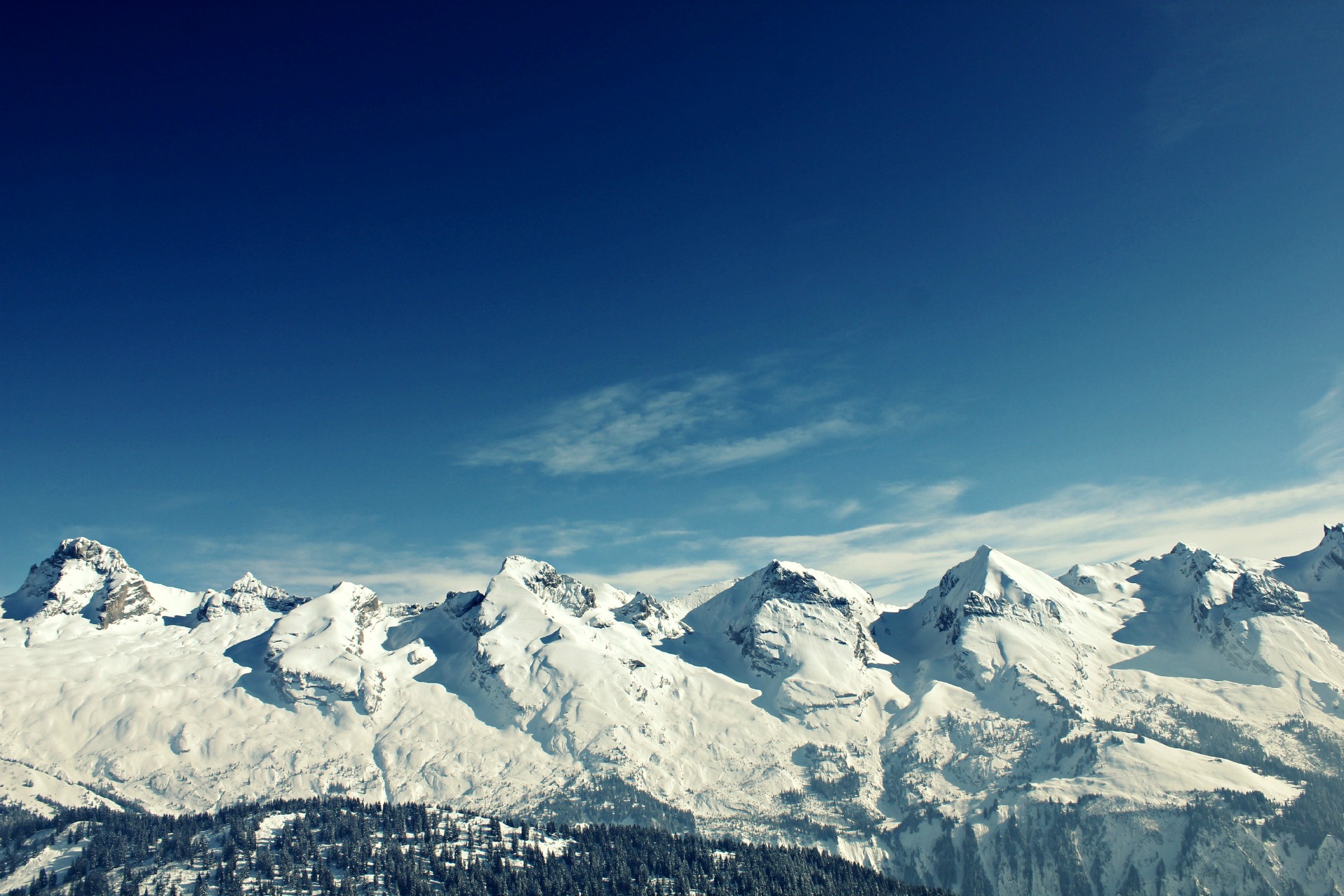 Fonds d'cran Nature Montagnes Chane des Aravis le 25 fvrier 2013