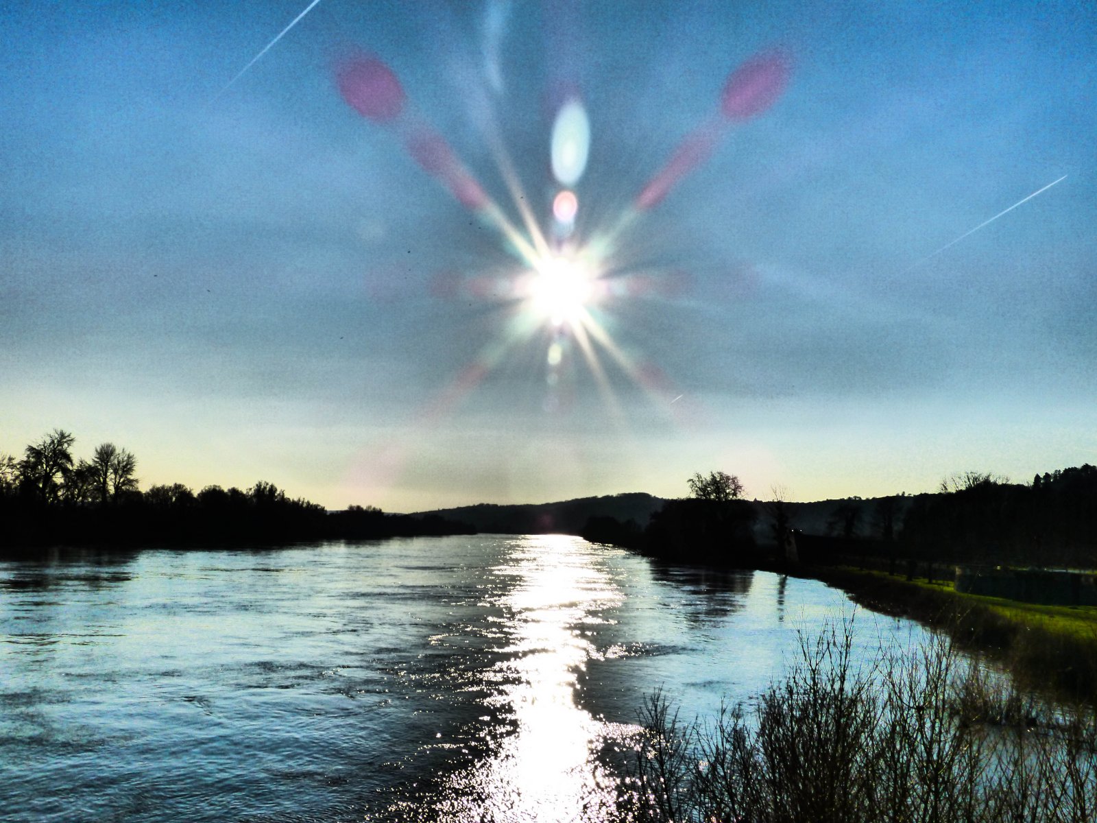 Fonds d'cran Nature Fleuves - Rivires - Torrents Coucher de Soleil dans le Vexin Francais