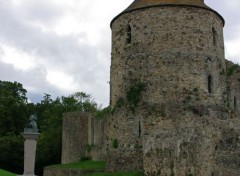  Constructions et architecture Châteaau du XIème siècle - Saint Sauveur le Vicomte (50)