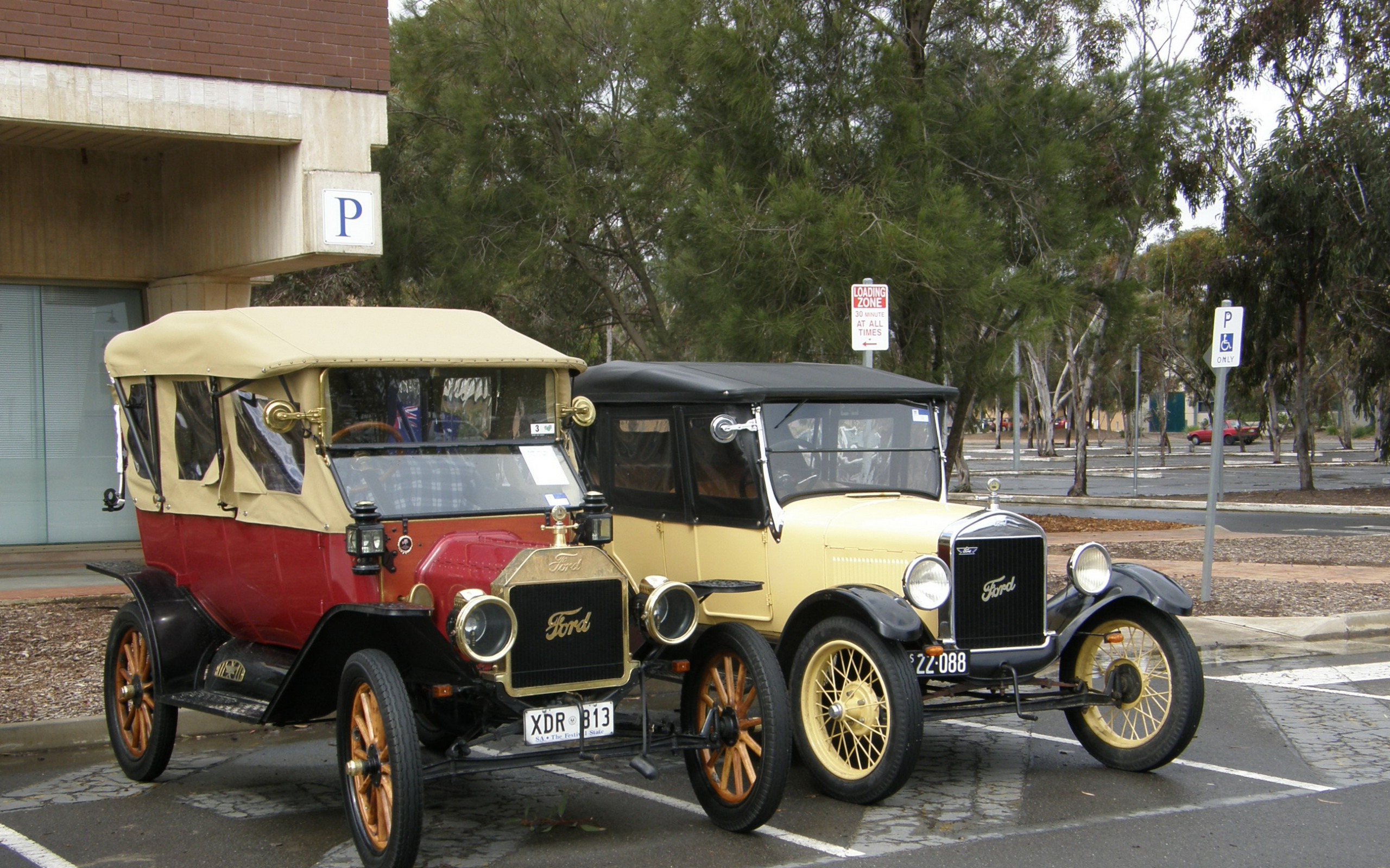 Fonds d'cran Voitures Ford 