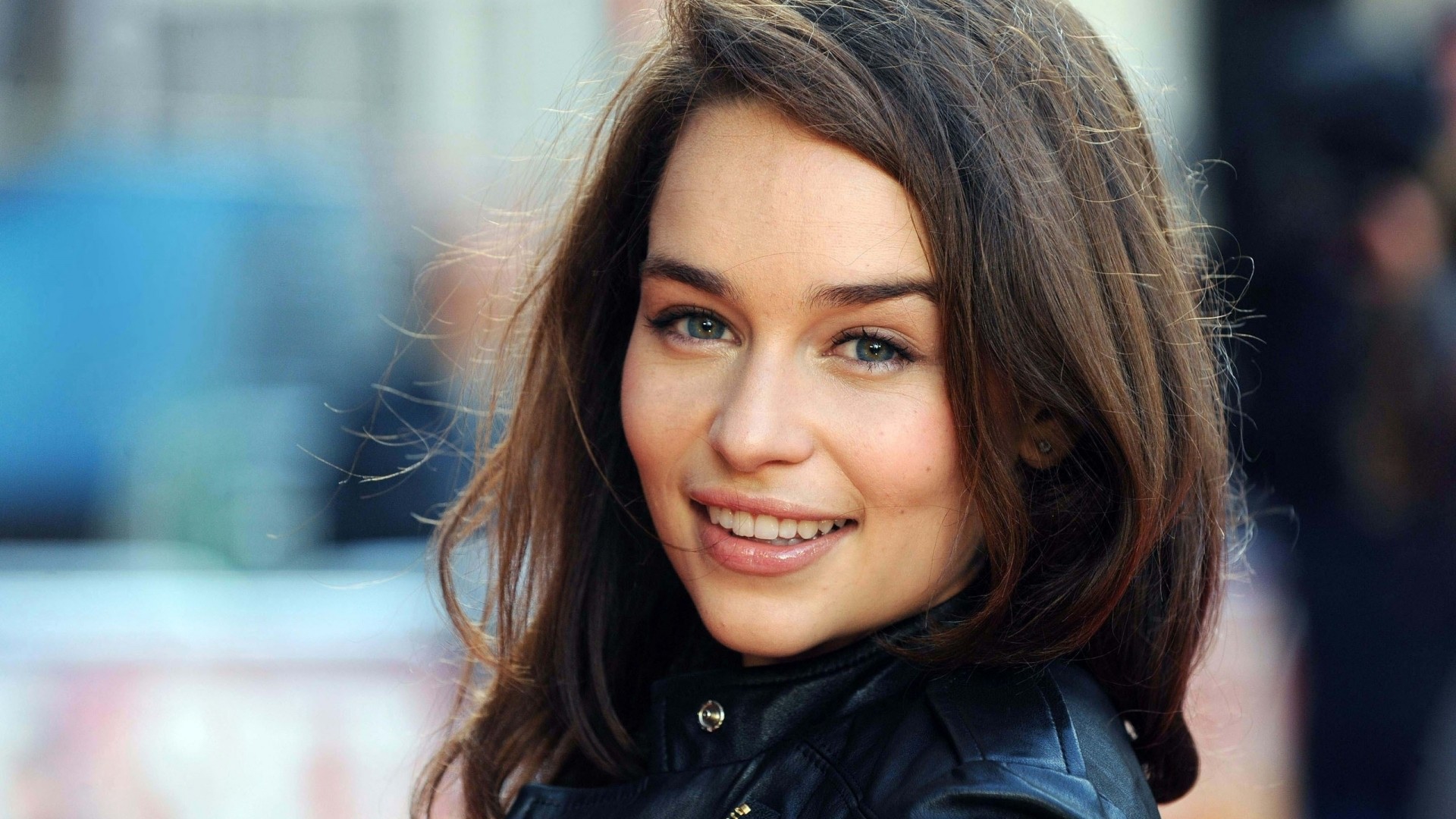 Fonds d'cran Clbrits Femme Emilia Clarke 