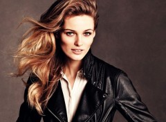  Clbrits Femme Edita Vilkeviciute