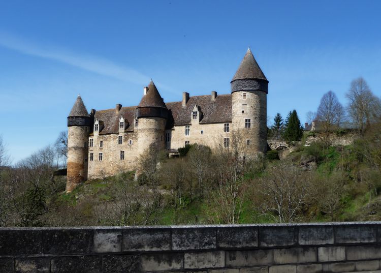 Fonds d'cran Constructions et architecture Chteaux - Palais Chteau de Culan 