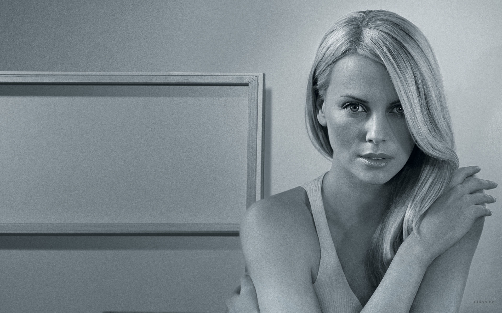 Fonds d'cran Clbrits Femme Charlize Theron 