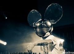  Music DeadMau5