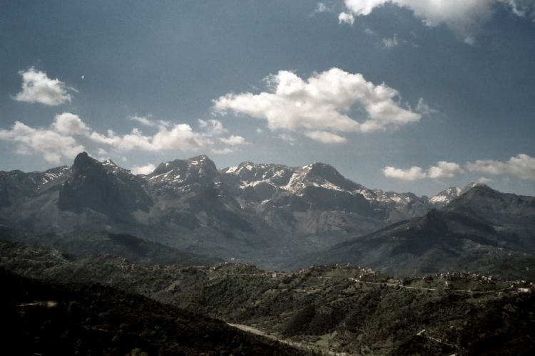 Fonds d'cran Voyages : Afrique Algrie montagnes du Djurdjura en grande Kabylie  Afrique du Nord