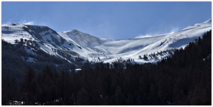 Fonds d'cran Nature Montagnes Avril dans les Alpes