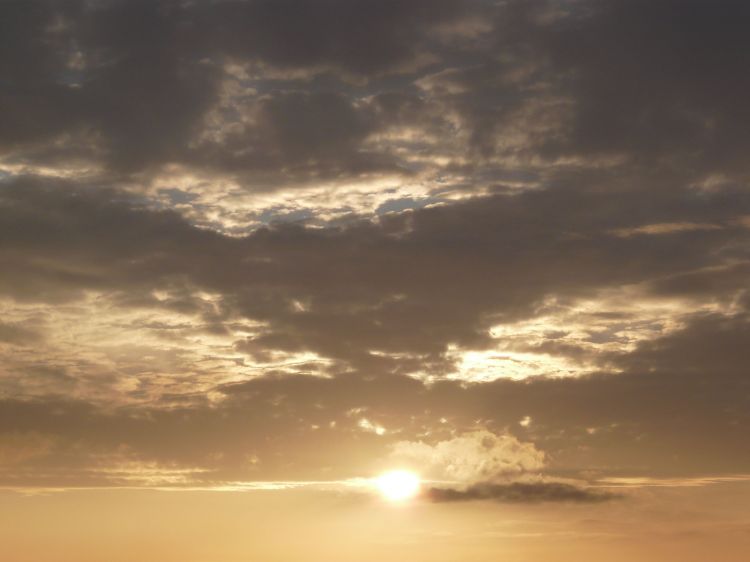 Fonds d'cran Nature Couchers et levers de Soleil Nuages et couchers de Soleil