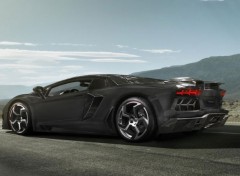  Voitures Aventador Carbonado