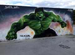  Comics et BDs Hulk, grandeur nature