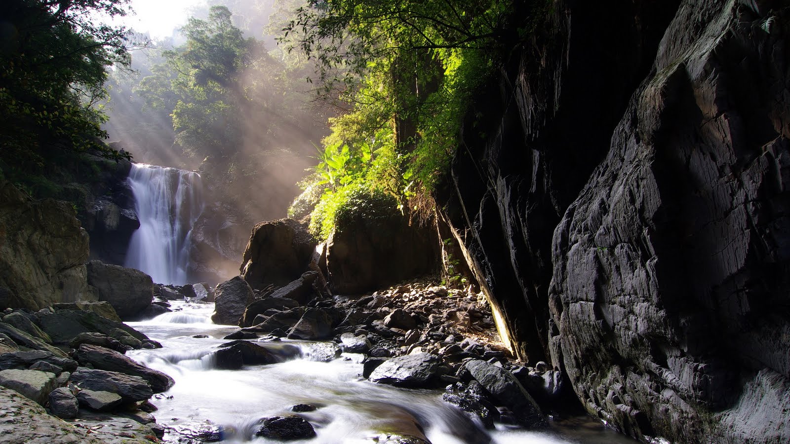 Fonds d'cran Nature Cascades - Chutes 