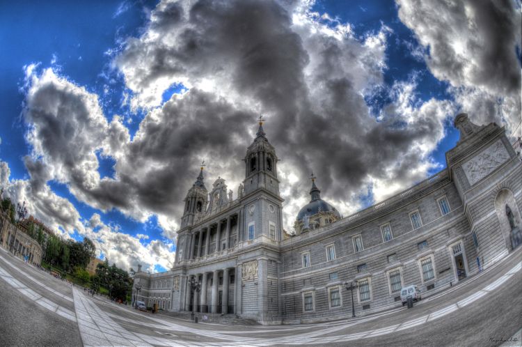 Fonds d'cran Voyages : Europe Espagne Cathédrale Almudena